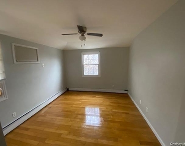 9315 240th Street - Photo Thumbnail 4