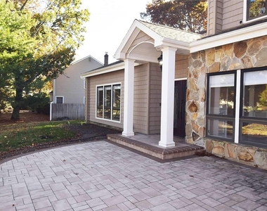 27 Jill Drive - Photo Thumbnail 1