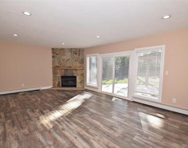 27 Jill Drive - Photo Thumbnail 14