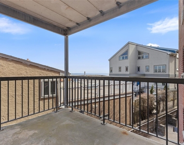 750 Shore Road - Photo Thumbnail 23