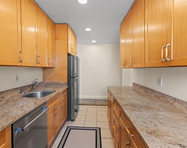 750 Shore Road - Photo Thumbnail 8