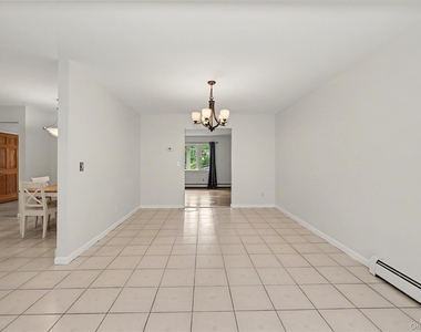 568 Manville Road - Photo Thumbnail 9