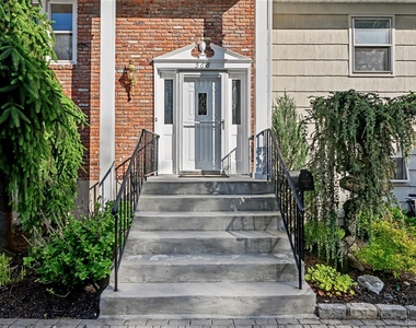 568 Manville Road - Photo Thumbnail 1