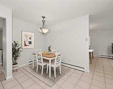 568 Manville Road - Photo Thumbnail 13