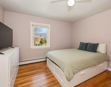568 Manville Road - Photo Thumbnail 23