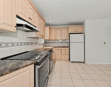 568 Manville Road - Photo Thumbnail 12