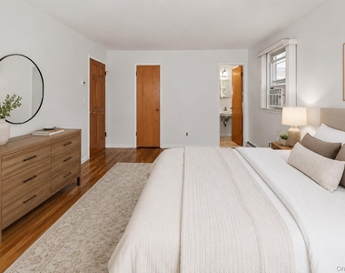 568 Manville Road - Photo Thumbnail 20