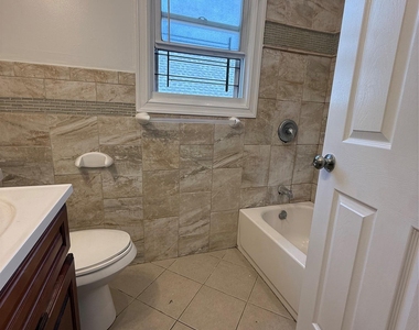 13746 Bedell Street - Photo Thumbnail 5