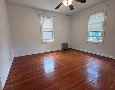 13746 Bedell Street - Photo Thumbnail 2