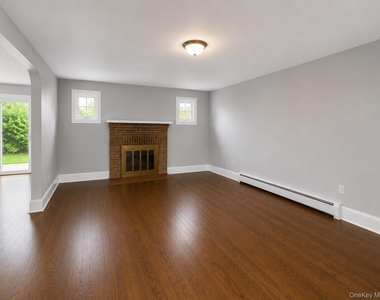 25 North Street - Photo Thumbnail 7