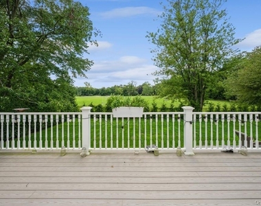 24 Sleepy Hollow Road - Photo Thumbnail 21