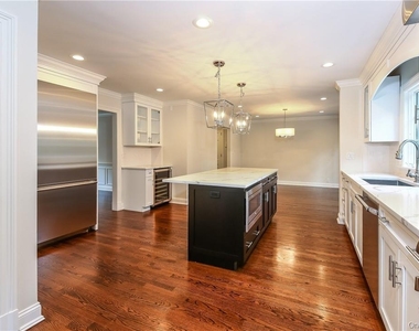 60 Pleasant Ridge Road - Photo Thumbnail 6