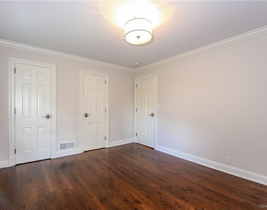 60 Pleasant Ridge Road - Photo Thumbnail 16