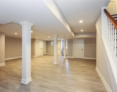 60 Pleasant Ridge Road - Photo Thumbnail 17