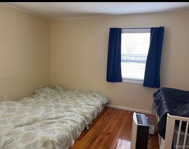 30 Audrey Avenue - Photo Thumbnail 5