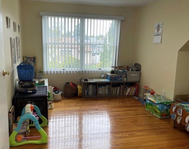 30 Audrey Avenue - Photo Thumbnail 7