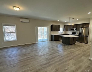 2 South Hills - Photo Thumbnail 3