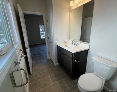 2 South Hills - Photo Thumbnail 11