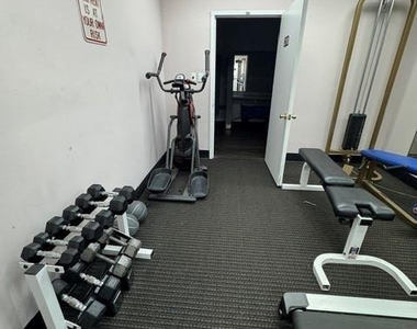 91 Richmond Boulevard - Photo Thumbnail 2