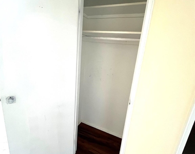 35 Park Avenue - Photo Thumbnail 15