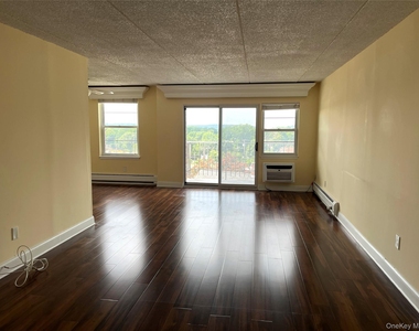 35 Park Avenue - Photo Thumbnail 9