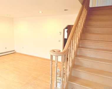 92 Stone Lane - Photo Thumbnail 2