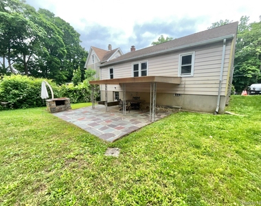 9 Ferndale Place - Photo Thumbnail 16