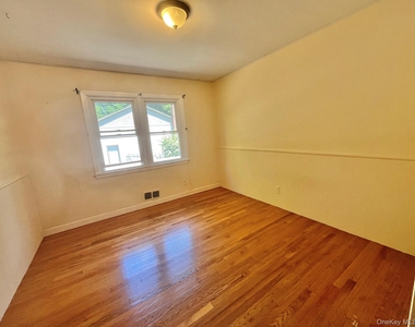 9 Ferndale Place - Photo Thumbnail 7