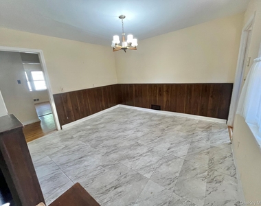 9 Ferndale Place - Photo Thumbnail 6