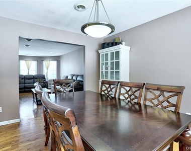 27 Red Schoolhouse Road - Photo Thumbnail 11