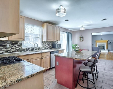 27 Red Schoolhouse Road - Photo Thumbnail 12