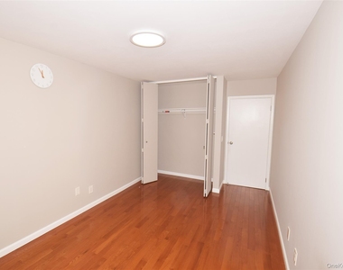 20804 Robert Road - Photo Thumbnail 8