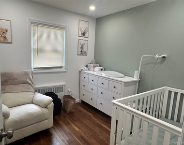 1741 Warren Place - Photo Thumbnail 9