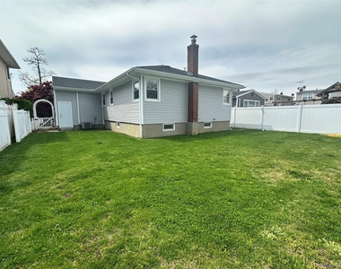 1741 Warren Place - Photo Thumbnail 19