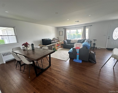 1741 Warren Place - Photo Thumbnail 12
