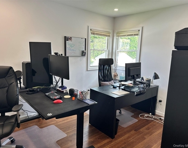 1741 Warren Place - Photo Thumbnail 11