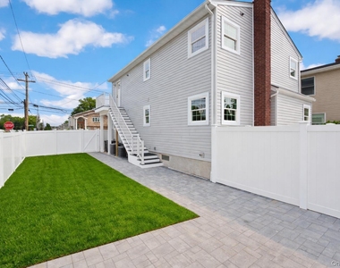 3914 Waverly Avenue - Photo Thumbnail 1
