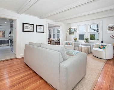9 Fenton Street - Photo Thumbnail 5