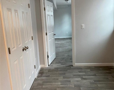 165/167 E Main Street - Photo Thumbnail 12