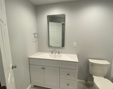165/167 E Main Street - Photo Thumbnail 9