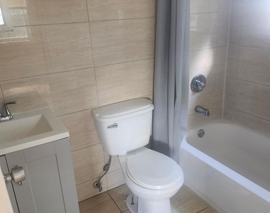 14654 106th Avenue - Photo Thumbnail 4