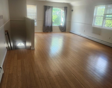 14654 106th Avenue - Photo Thumbnail 1