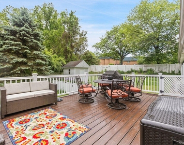 5 Adair Road - Photo Thumbnail 32