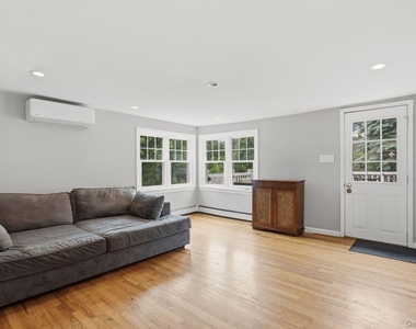 5 Adair Road - Photo Thumbnail 10