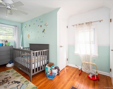 16 W Maltbie Avenue - Photo Thumbnail 17