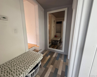 2 Broadway Avenue - Photo Thumbnail 15