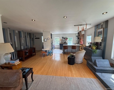 2 Broadway Avenue - Photo Thumbnail 19