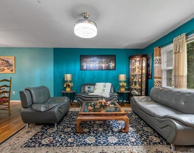 95 Hillside Avenue - Photo Thumbnail 4