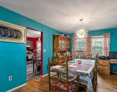 95 Hillside Avenue - Photo Thumbnail 5