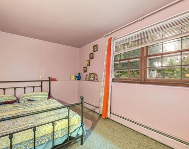 95 Hillside Avenue - Photo Thumbnail 15